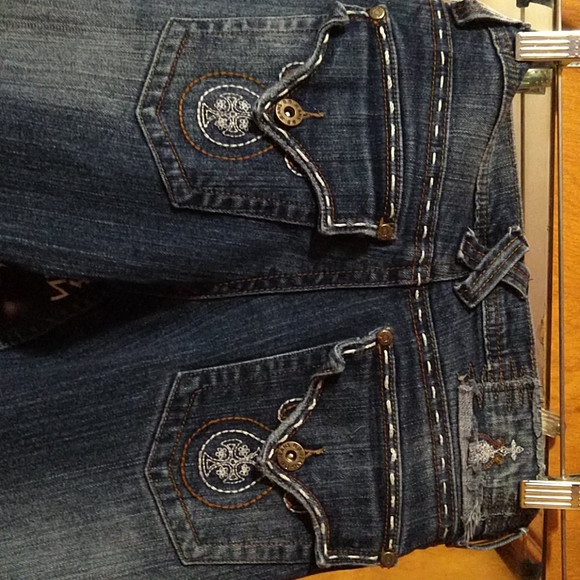 BB denim capris size 5 - Picture 2 of 4